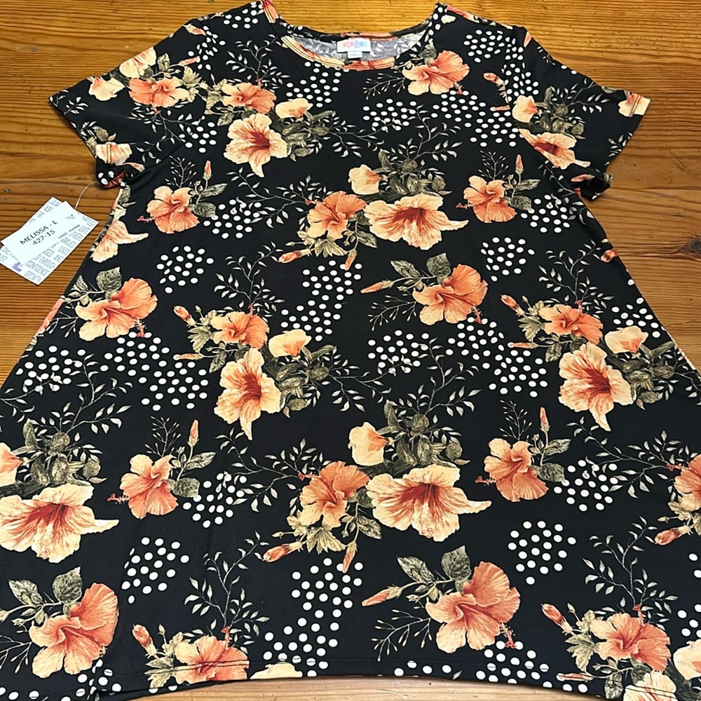 NWT LulaRoe Melissa Tunic top